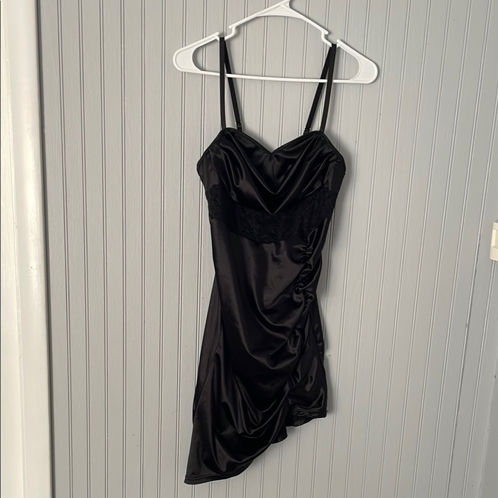Effordram Black Spaghetti Strap Sexy Black Asymmetrical Silky Lace Dress | Large